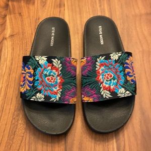 Steve Madden Embroidery Flip Flops